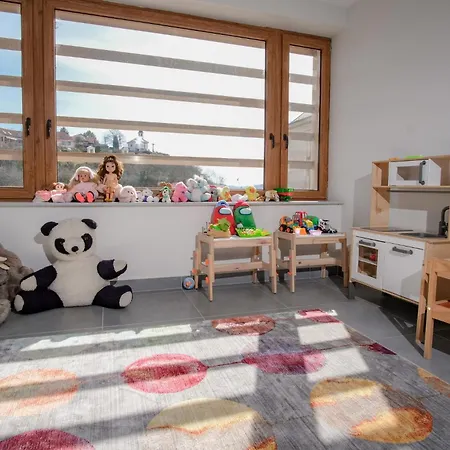 Adalbert Szent Tamás Ház 3*